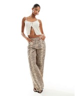 plisse tie front cami top in white