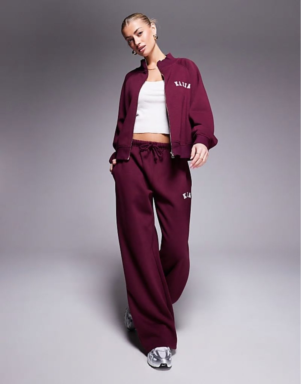 sport contrast logo oversized t-shirt, hoodie, joggers and jacket co-ord in burgundy