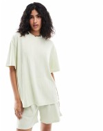 textured t-shirt and short co-ord in green - RED