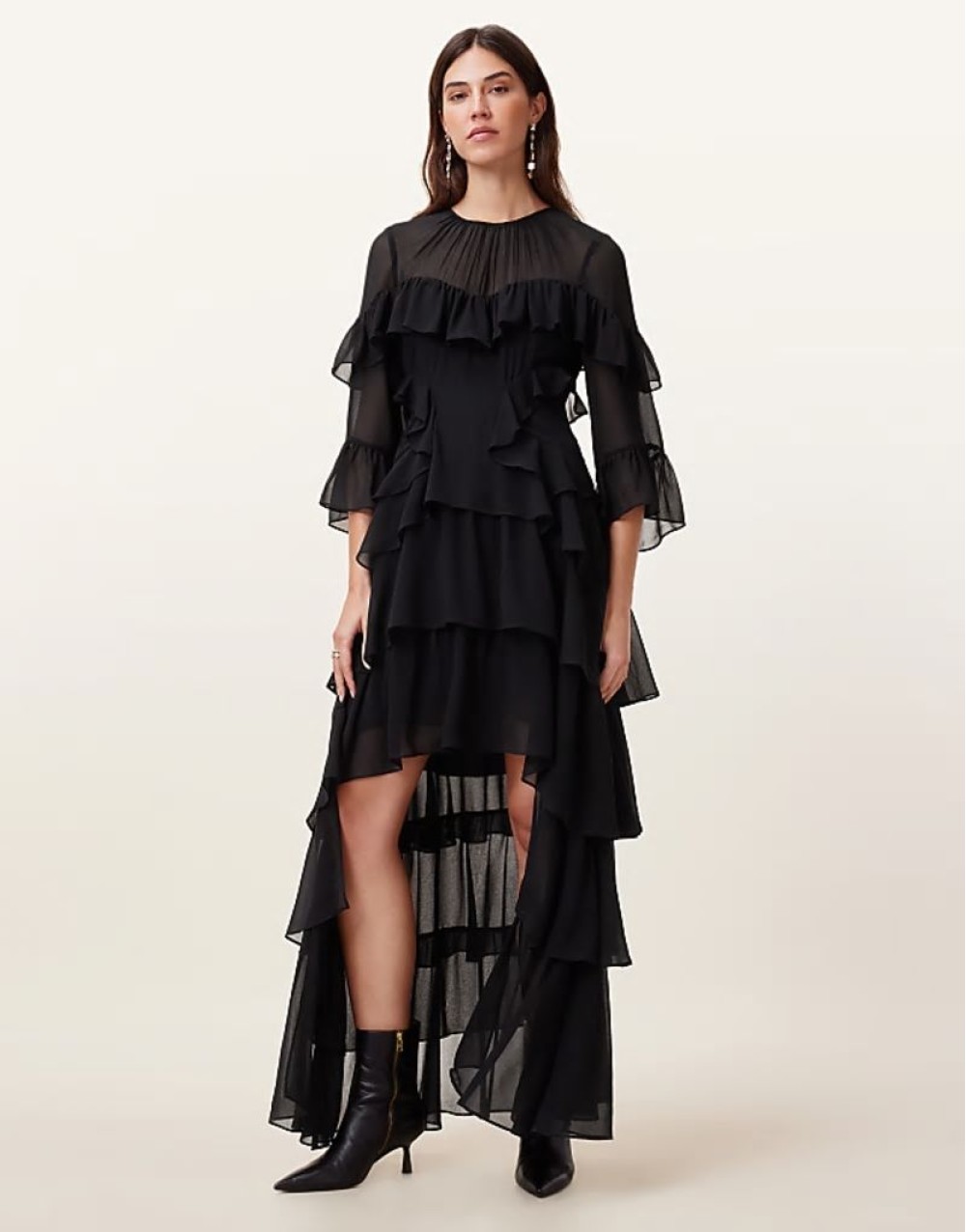 Nat ruffle dress in black