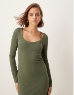 spaced ribbed long sve scoop midi dress in olive green